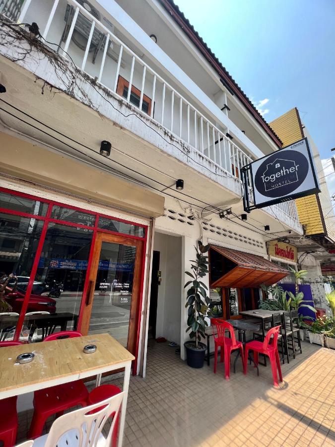 Together Backpackers Hostel Чианграй Экстерьер фото