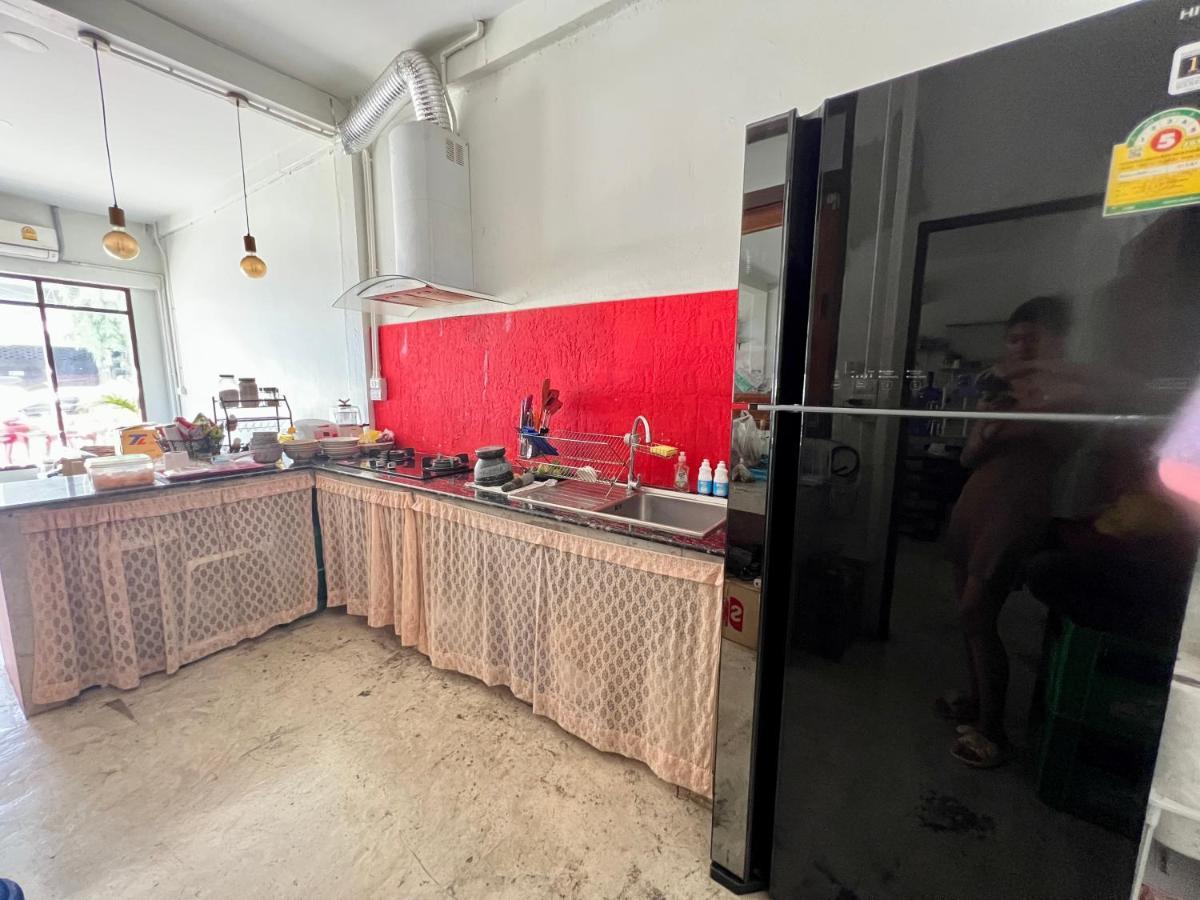 Together Backpackers Hostel Чианграй Экстерьер фото