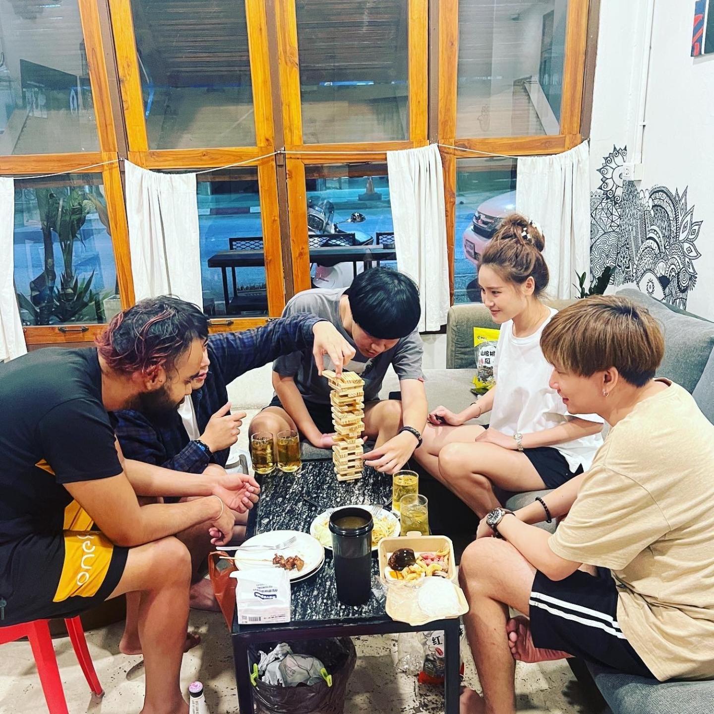 Together Backpackers Hostel Чианграй Экстерьер фото